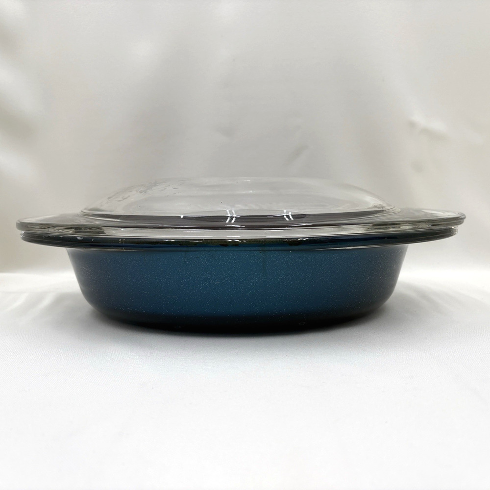 Anchor Hocking Blue Oval Caseerole Dish With Lid - 2 Quart